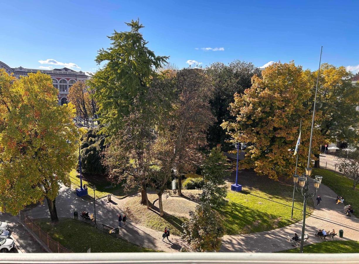 Carlo Felice Apartamento *